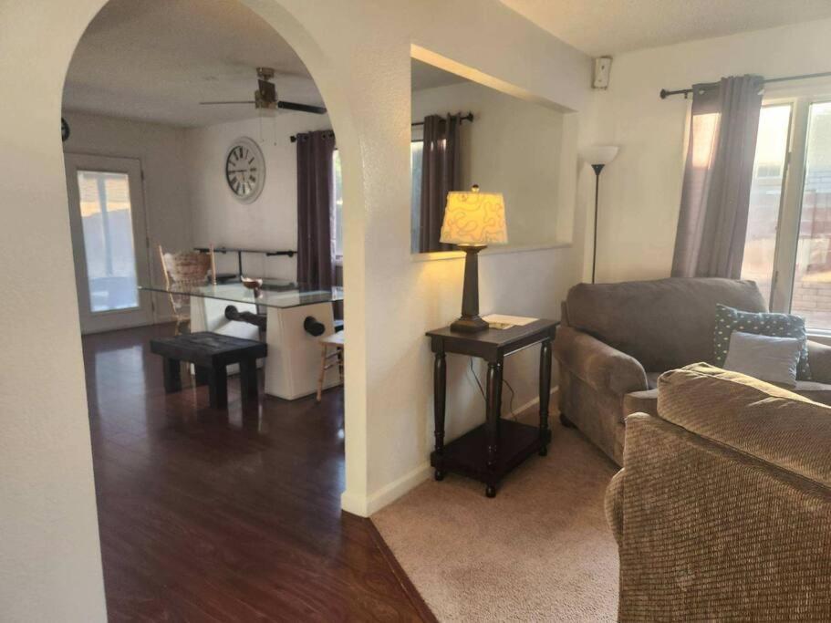 Southwestern Charm - Minutes From Everything 3/2 Sierra Vista Extérieur photo